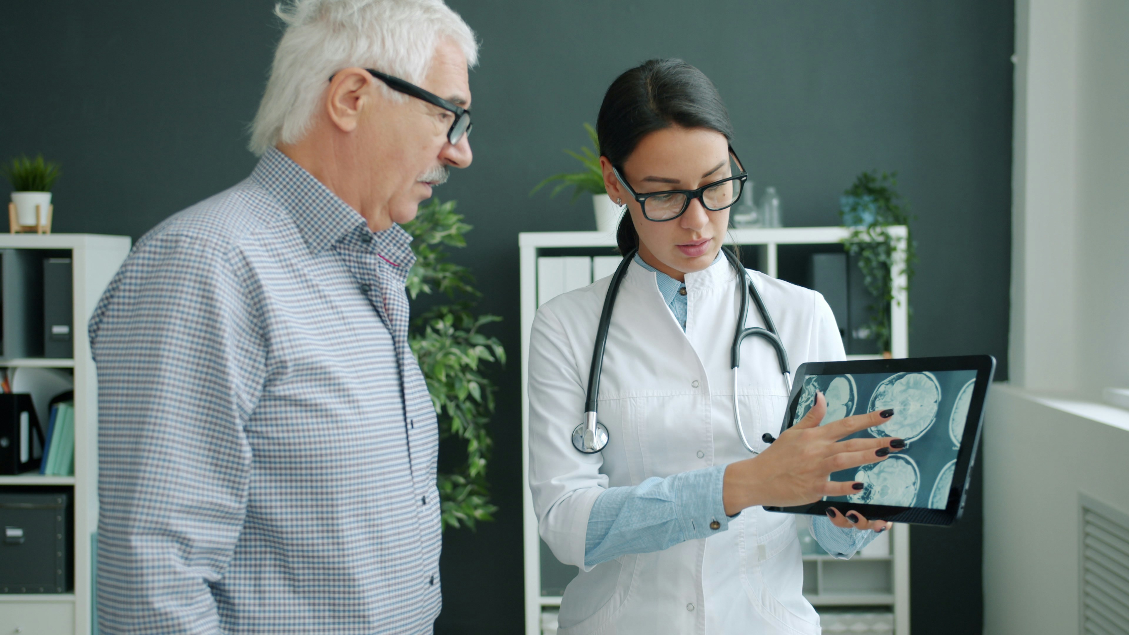 CRO case study – vHelp simplifies participant payments for NeuroClin